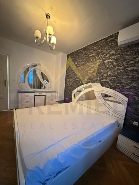 ���� ��� ���� 3-����� | Imot.bg � ����� ������ 8