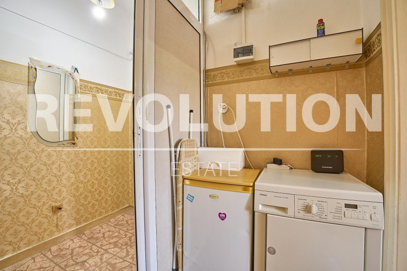 De inchiriat  Studio Plovdiv , Țentâr , 30 mp | 48423765 - imagine [4]