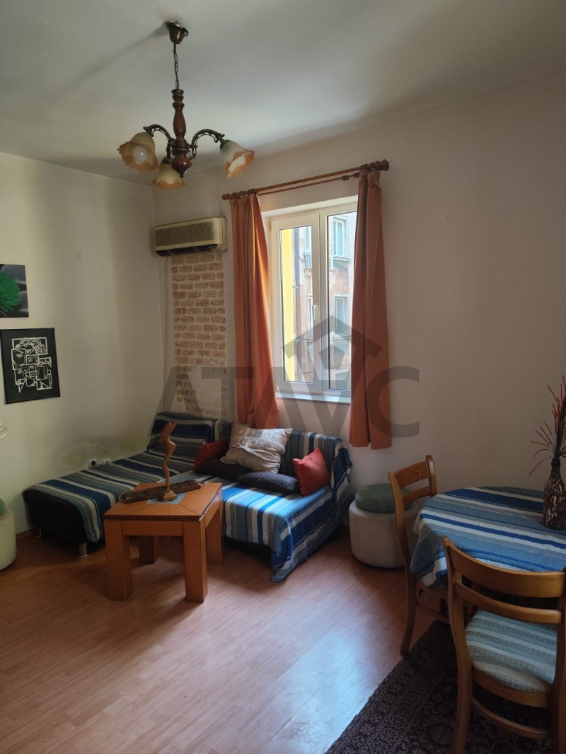 En renta  1 dormitorio Plovdiv , Tsentar , 60 metros cuadrados | 39219580
