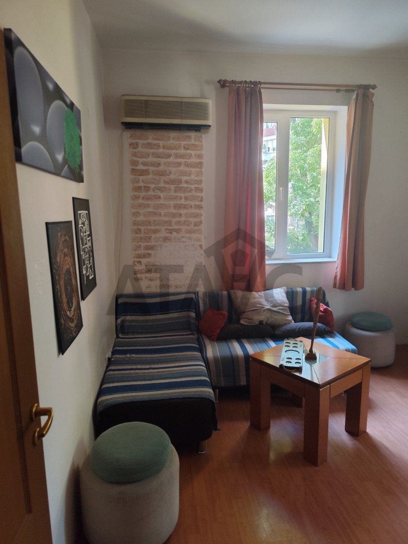 En renta  1 dormitorio Plovdiv , Tsentar , 60 metros cuadrados | 39219580 - imagen [2]
