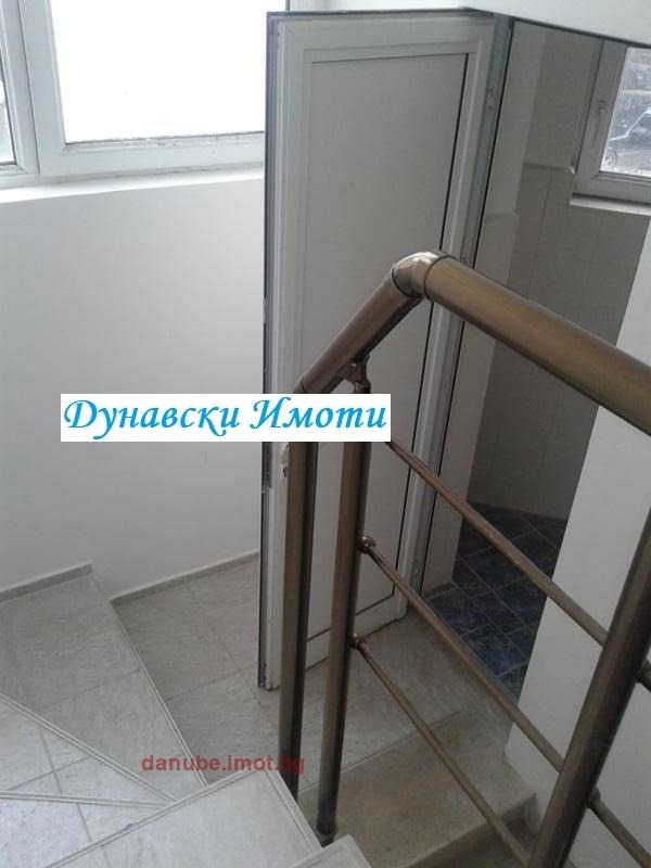 Do wynajęcia  Biuro Ruse , Wazrażdane , 100 mkw | 64078944 - obraz [6]