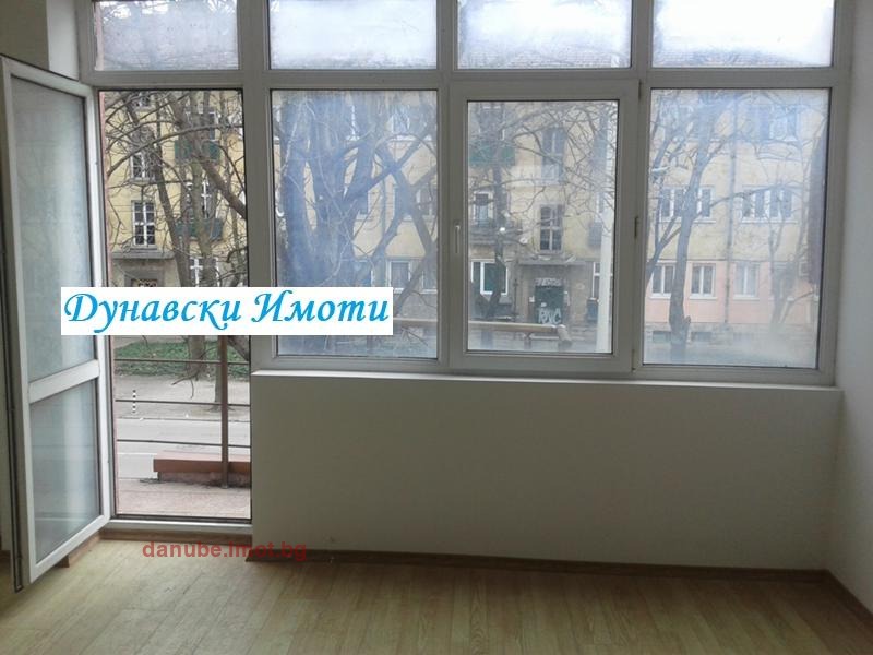 Do wynajęcia  Biuro Ruse , Wazrażdane , 100 mkw | 64078944