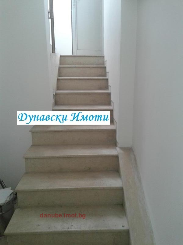 Do wynajęcia  Biuro Ruse , Wazrażdane , 100 mkw | 64078944 - obraz [9]