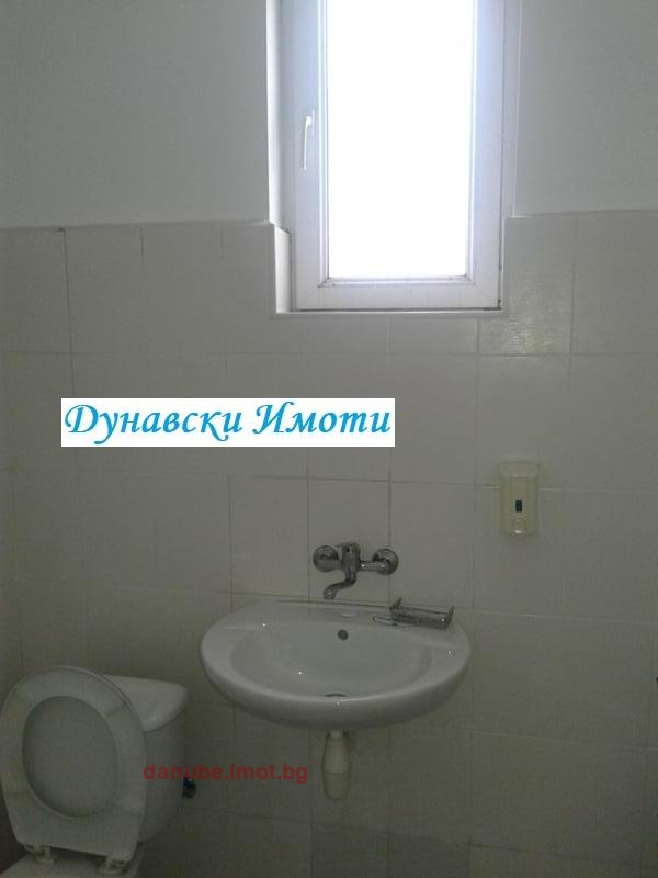 Do wynajęcia  Biuro Ruse , Wazrażdane , 100 mkw | 64078944 - obraz [10]
