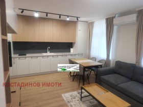 Дава под наем  3-стаен, град Пловдив