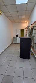 Дава под наем МАГАЗИН, гр. Плевен, Идеален център, снимка 2