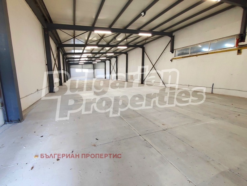 Дава под наем СКЛАД, гр. Шумен, Добруджански, снимка 2 - Складове - 53338246