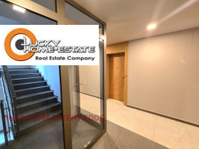 Studio Poligona, Sofia 9