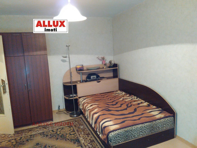 De inchiriat  Studio Ruse , Zdraveț Sever 2 , 40 mp | 88581237 - imagine [2]