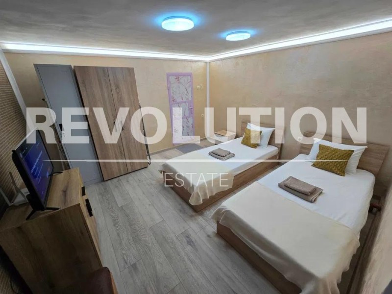 K pronájmu  1 ložnice Varna , Centar , 40 m2 | 56570051