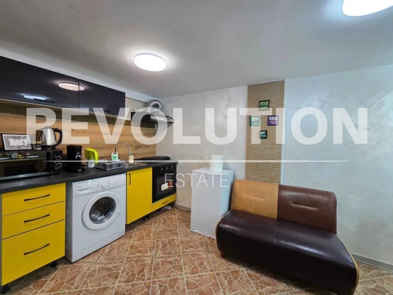 K pronájmu  1 ložnice Varna , Centar , 40 m2 | 56570051 - obraz [3]