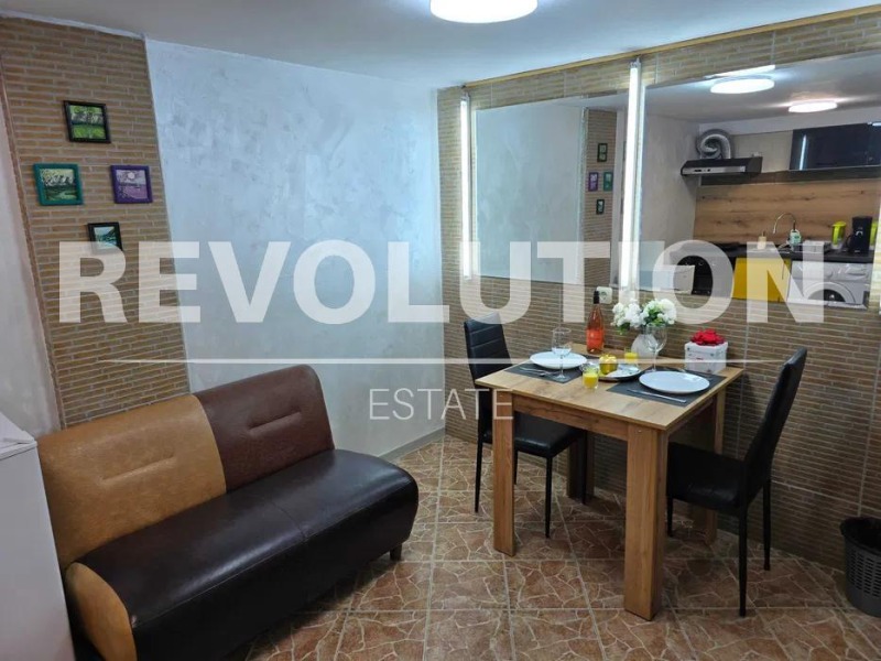 K pronájmu  1 ložnice Varna , Centar , 40 m2 | 56570051 - obraz [4]