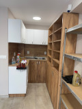 Дава под наем ГАРАЖ, ПАРКОМЯСТО, гр. Варна, Левски 1, снимка 5