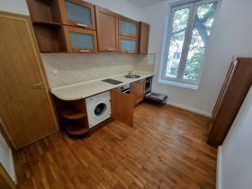Hivatal Centar, Sofia 9