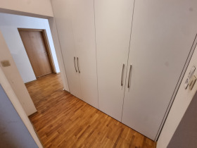 Hivatal Centar, Sofia 8