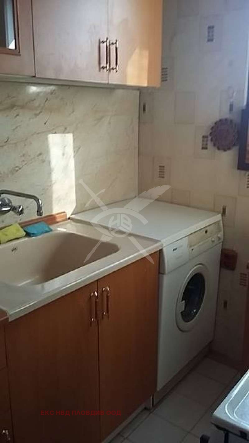 Дава под наем 2-СТАЕН, гр. Пловдив, Изгрев, снимка 6 - Апартаменти - 54231944