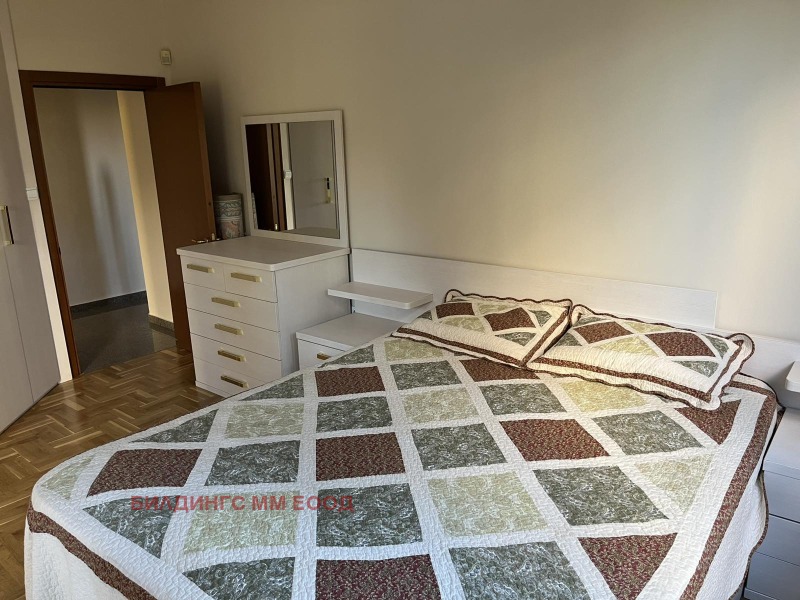 Te huur  2 slaapkamers Sofia , Bakston , 135 m² | 42051180 - afbeelding [13]