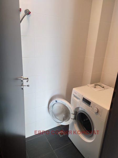 Zu vermieten  2 Schlafzimmer Sofia , Lagera , 105 qm | 95314443 - Bild [9]