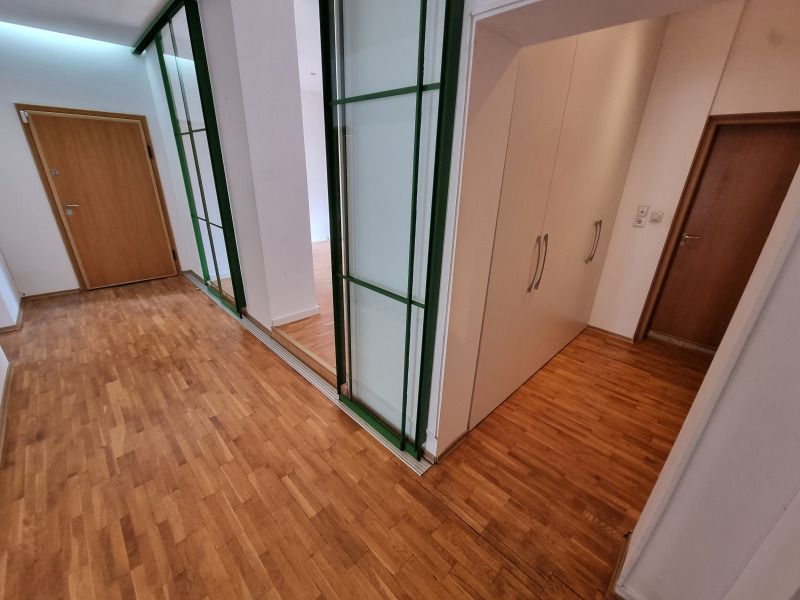 Kiadó  Hivatal Sofia , Centar , 110 négyzetméter | 69542302 - kép [2]