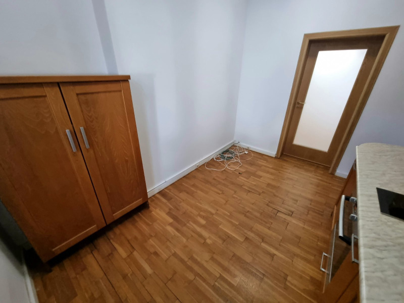Kiadó  Hivatal Sofia , Centar , 110 négyzetméter | 69542302 - kép [11]