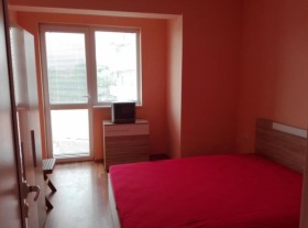 1 quarto Kolhozen pazar, Varna 5