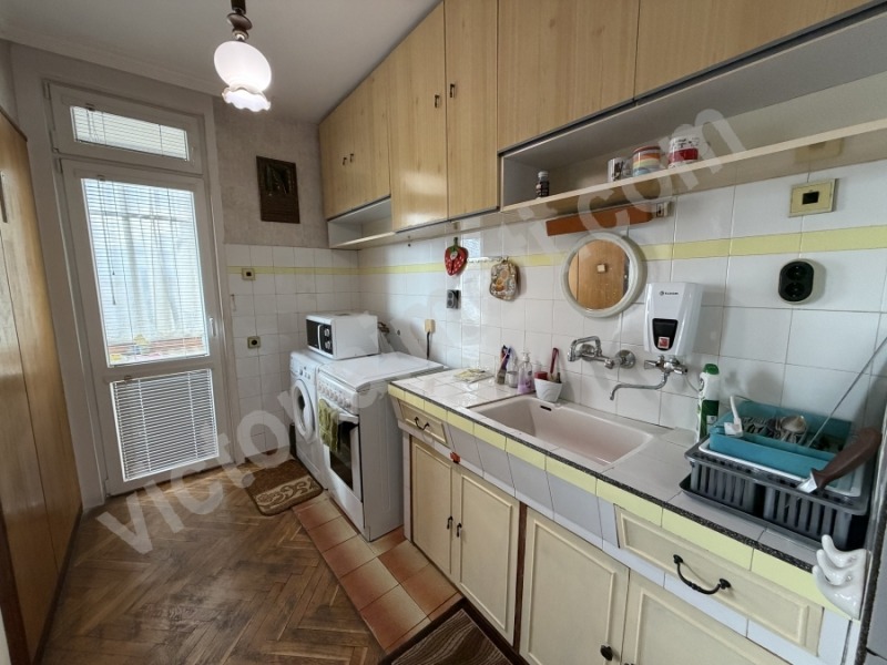 Дава под наем 2-СТАЕН, гр. Велико Търново, Колю Фичето, снимка 7 - Апартаменти - 53505639