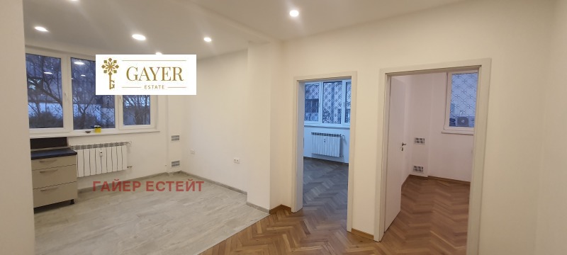 Дава под Наем ОФИС в град София, Център - 70 кв.м / 800 € » 1 564.66 лв., ГАЙЕР ЕСТЕЙТ