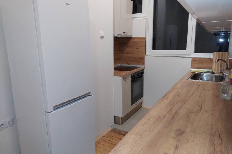 Издаје се  1 спаваћа соба Софија , Центар , 60 м2 | 61816678 - слика [3]