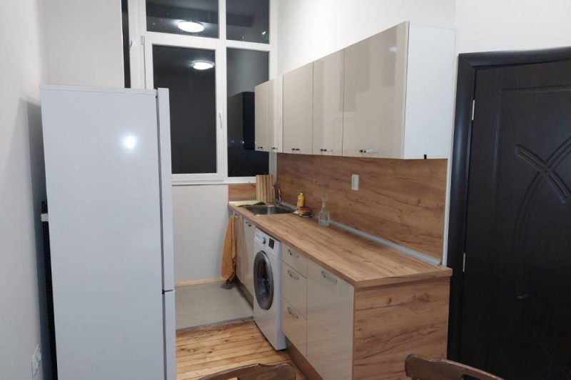 Издаје се  1 спаваћа соба Софија , Центар , 60 м2 | 61816678 - слика [5]