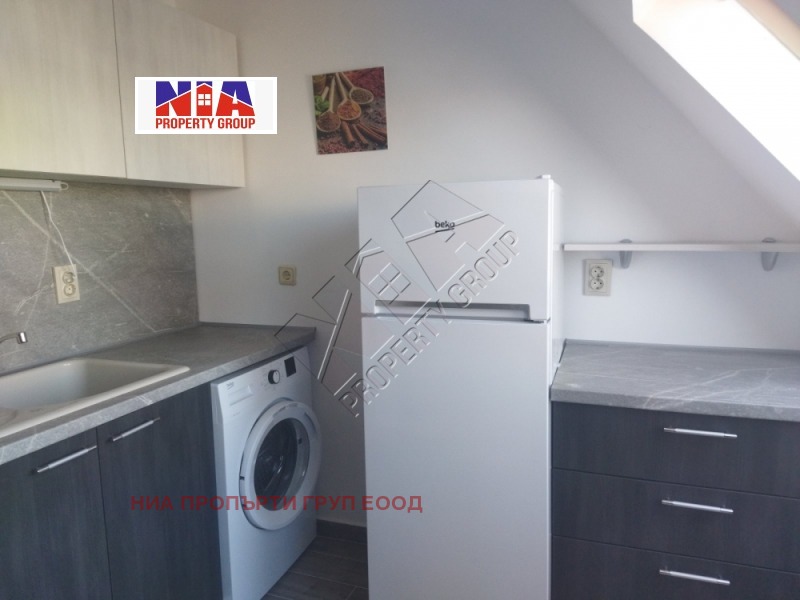 De inchiriat  2 dormitoare Burgas , Vâzrajdane , 91 mp | 43692234 - imagine [7]