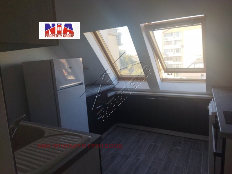 De inchiriat  2 dormitoare Burgas , Vâzrajdane , 91 mp | 43692234 - imagine [8]