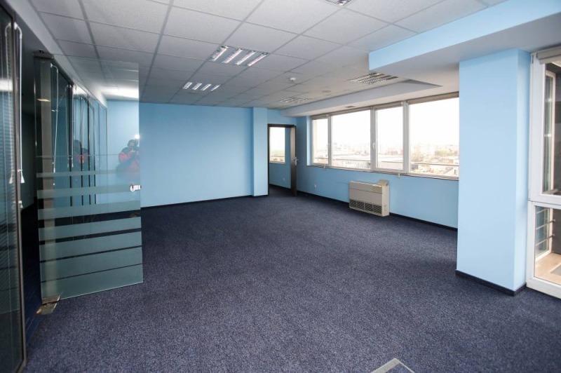 В аренду  Офис София , Подуяне , 650 кв.м | 45964172 - изображение [2]