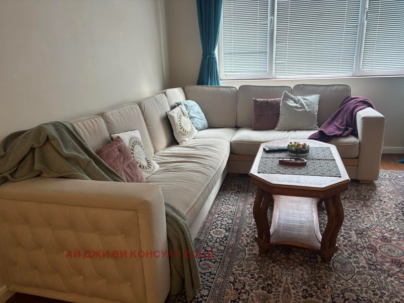 Дава под Наем 3-СТАЕН в град София, Център - 90 кв.м / 1 000 € » 1 955.83 лв., АЙ ДЖИ ВИ КОНСУЛТ ЕООД
