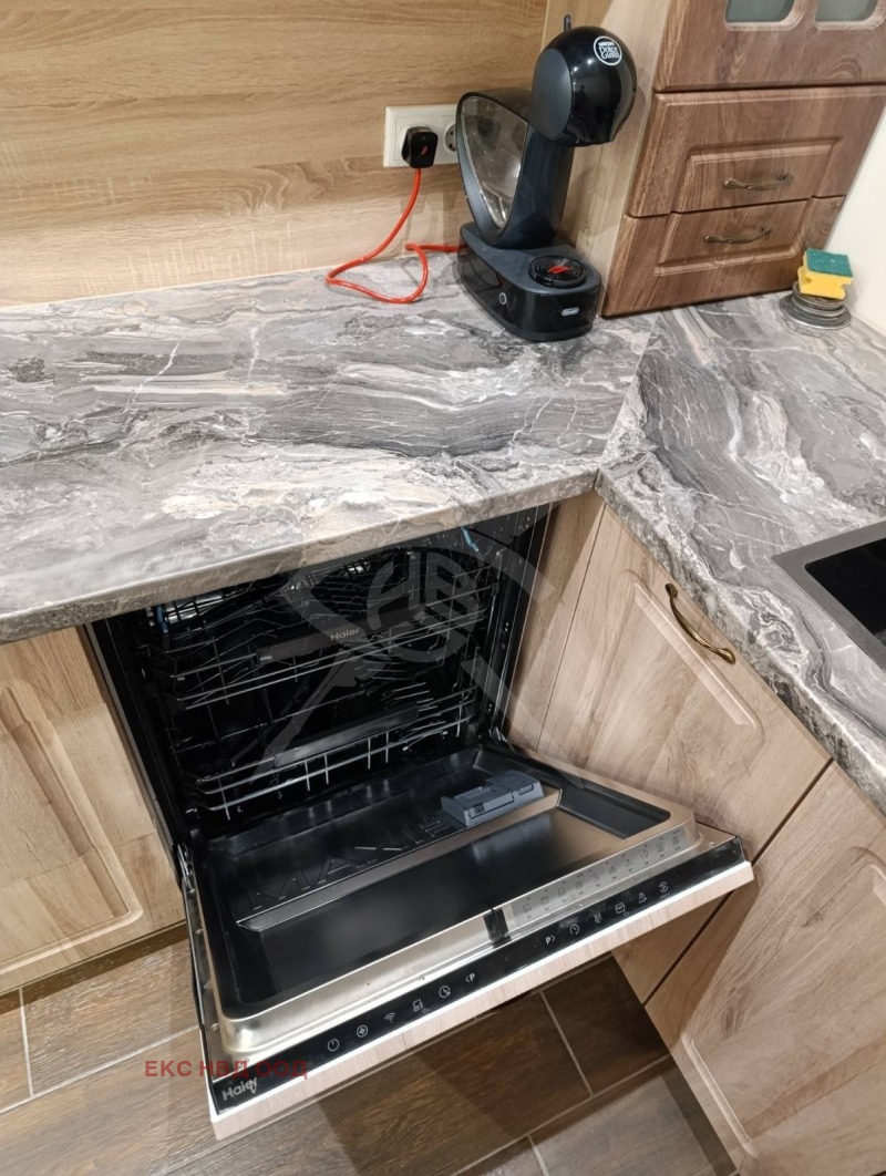 Дава под наем КЪЩА, с. Марково, област Пловдив, снимка 2 - Къщи - 52287839