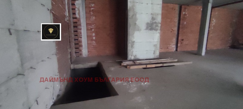 Дава под наем МАГАЗИН, гр. Пловдив, Кючук Париж, снимка 7 - Магазини - 53415774