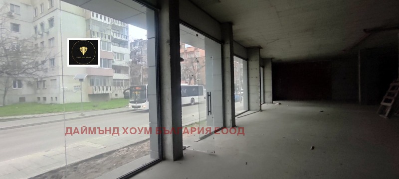 Дава под наем МАГАЗИН, гр. Пловдив, Кючук Париж, снимка 3 - Магазини - 53415774