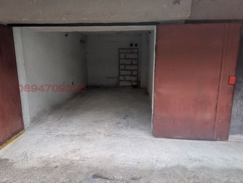 Дава под наем ГАРАЖ, ПАРКОМЯСТО, гр. София, Банишора