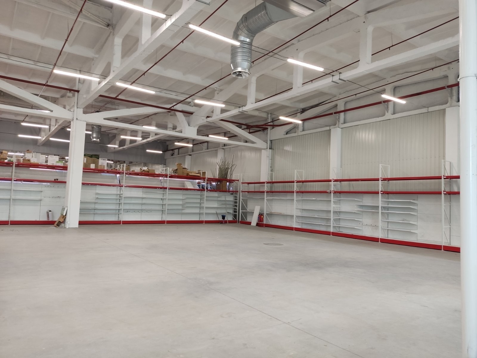 Дава под наем ПРОМ. ПОМЕЩЕНИЕ, гр. София, Горубляне, снимка 2 - Производствени сгради - 53947727