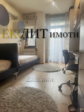 ���� ��� ���� 3-����� | Imot.bg � ����� ������ 8