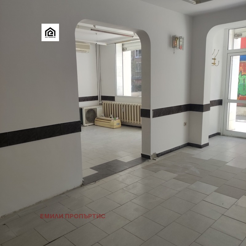 Da affittare  Ufficio Sofia , Tsentar , 71 mq | 49818363 - Immagine [2]