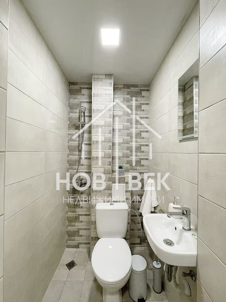 Дава под наем МНОГОСТАЕН, гр. Варна, Център, снимка 2 - Апартаменти - 53997559