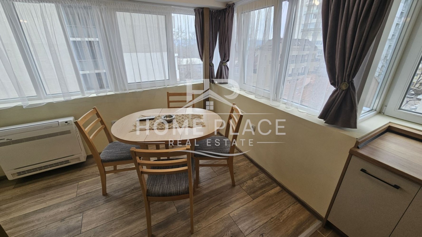 Дава под наем 2-СТАЕН, гр. Варна, Спортна зала, снимка 2 - Апартаменти - 54223220