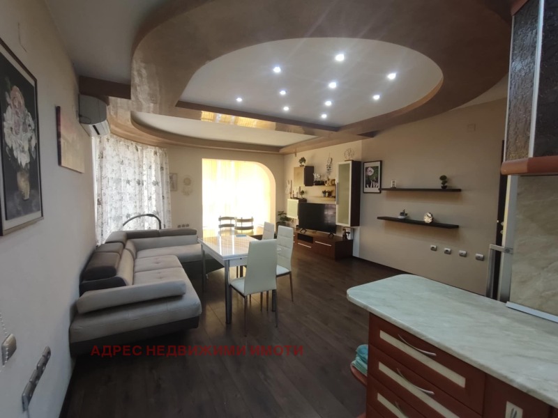 Zu vermieten  2 Schlafzimmer Stara Zagora , Bila , 125 qm | 82898716 - Bild [3]