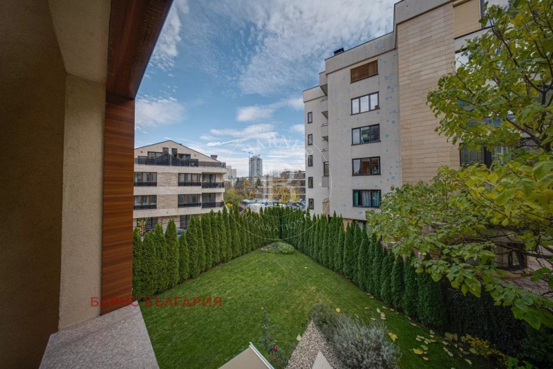 Дава под наем 4-СТАЕН, гр. София, Лозенец, снимка 8 - Апартаменти - 53077324