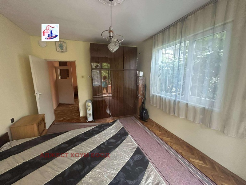 Дава под наем  2-стаен град Шумен , Пазара , 50 кв.м | 22845702 - изображение [2]