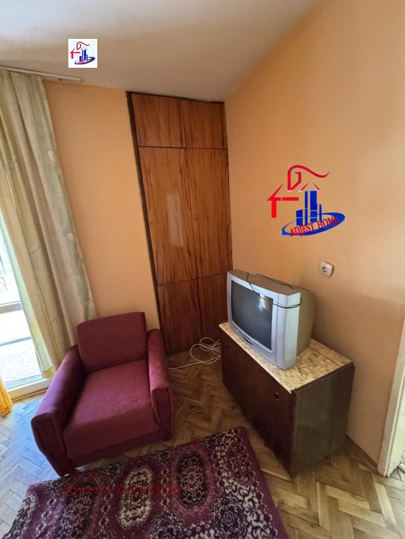 Дава под наем  2-стаен град Шумен , Пазара , 50 кв.м | 81299890 - изображение [4]