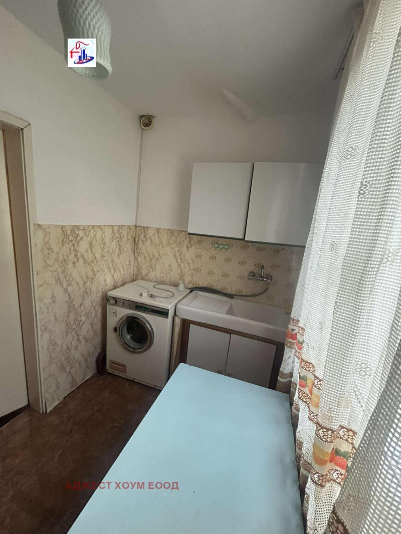 Дава под наем  2-стаен град Шумен , Пазара , 50 кв.м | 22845702 - изображение [6]