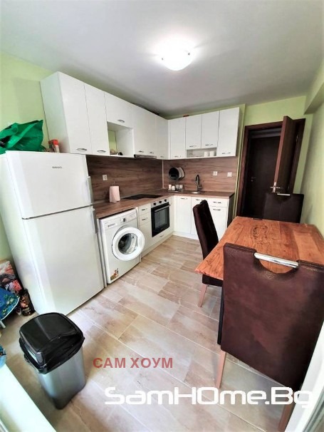 K pronájmu  1 ložnice Varna , Centar , 55 m2 | 51593712 - obraz [2]