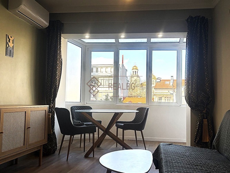 Дава под наем 2-СТАЕН, гр. Варна, Център