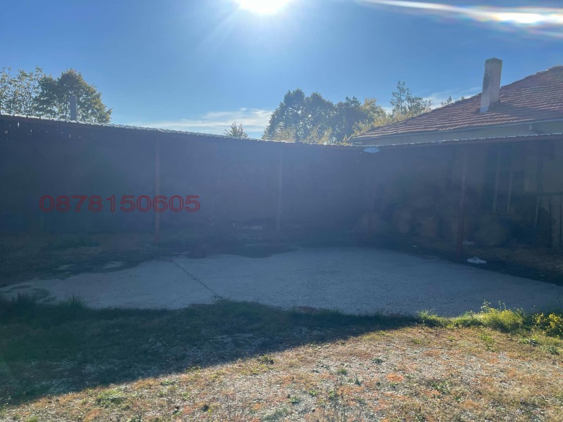 Дава под наем ПРОМ. ПОМЕЩЕНИЕ, с. Балабанско, област Ловеч